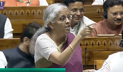 காங்., பட்ஜெட்டில் 17 மாநிலங்களின் பெயர்கள் இல்லை: நிர்மலா சீதாராமன்